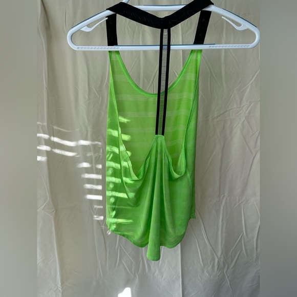 Nike Tank Top - Picture 2 of 6